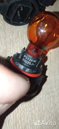 Лампа поворотника Оpel Astra J Хэтчбек 2014 год