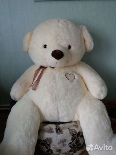 Плюшевый медведь