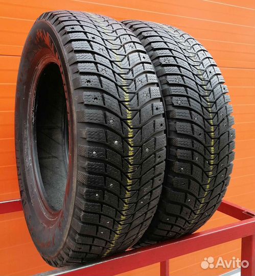 Michelin X-Ice North 3 215/65 R16 101M