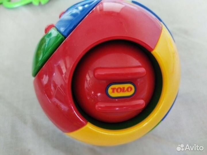 Развивающие игрушки для малышей пакетом