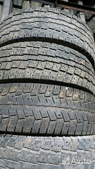Viatti Vettore Inverno V-524 195/70 R15C 104R
