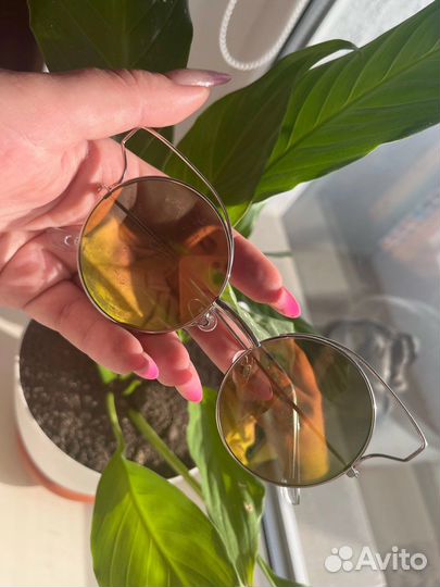 Солнцезащитные очки