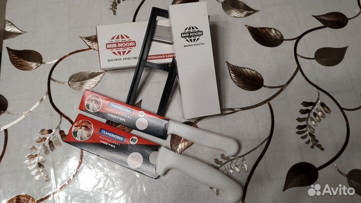 Комплект ножей + шлифовальный камень