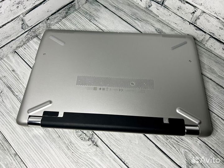 Офисный ноутбук HP с SSD (идеал)