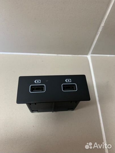 Разъем Usb передний Renault Duster 2 (Hjd) 2 1.3