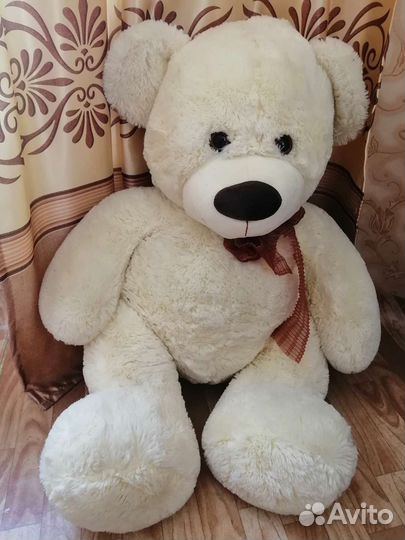 Большие плюшевые медведи