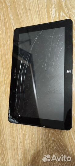 Samsung xe700t1c i5 ssd WiFi+Cellular