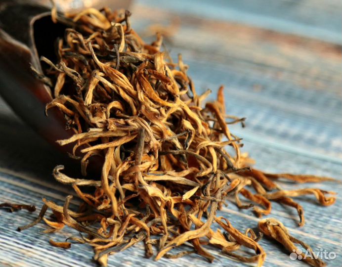 Подарочный бокс - Юннаньский чай Golden Tips