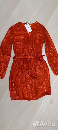 Платье новое