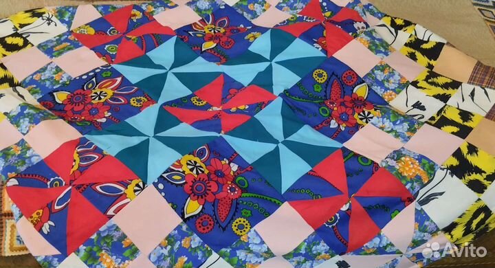 Лоскутное одеяло пэчворк