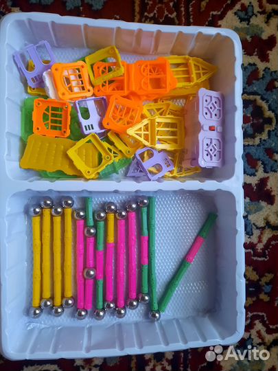 Конструктор магнитный