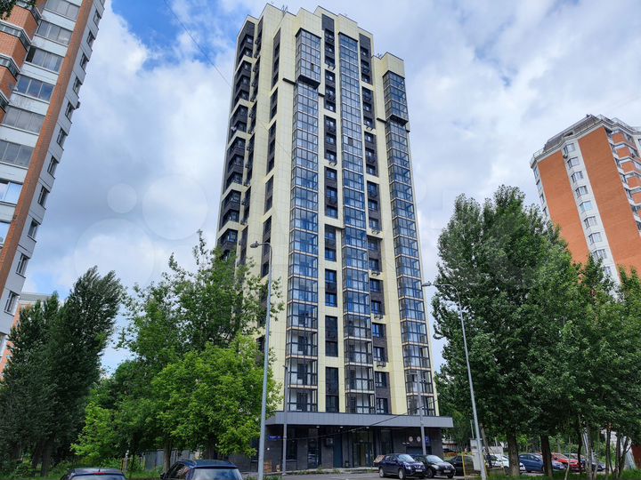 2-к. квартира, 57 м², 15/21 эт.