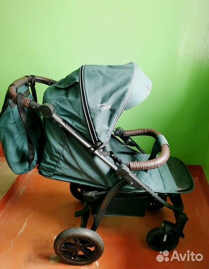 Прогулочная коляска bubago cross
