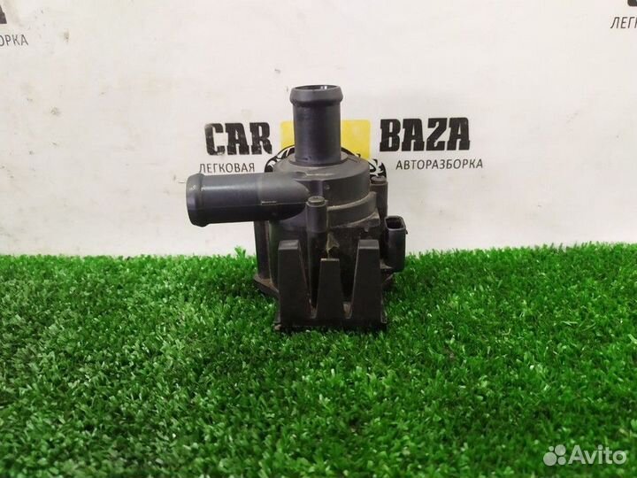 Насос водяной (помпа) Audi A4 Allroad B8