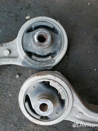 Рычаг передний honda accord 8