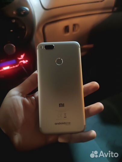 Xiaomi Mi A1 Android One, 4/64 ГБ