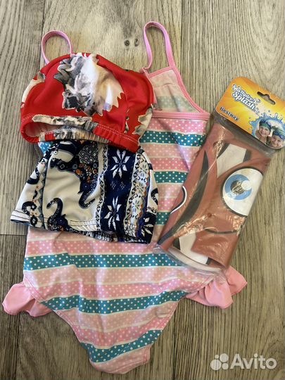 Купальник и шапочки на девочку 110-116