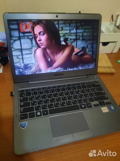 Металический ультрабук Samsung SSD 500 gb