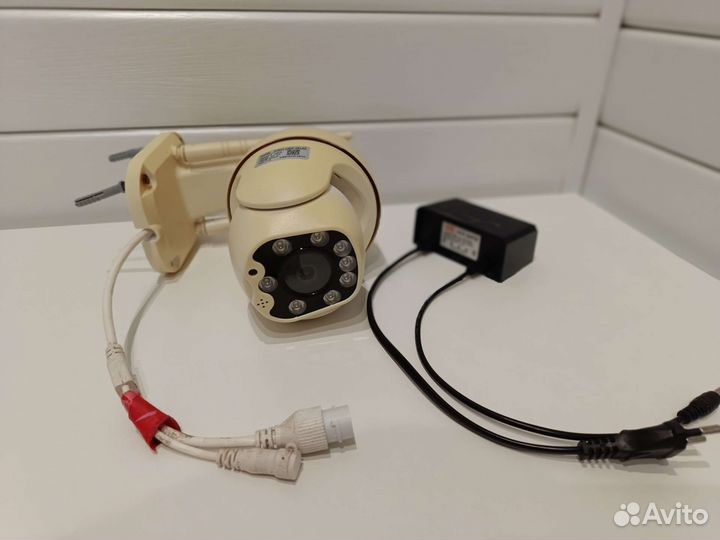 Уличная Wi-Fi камера поворотная