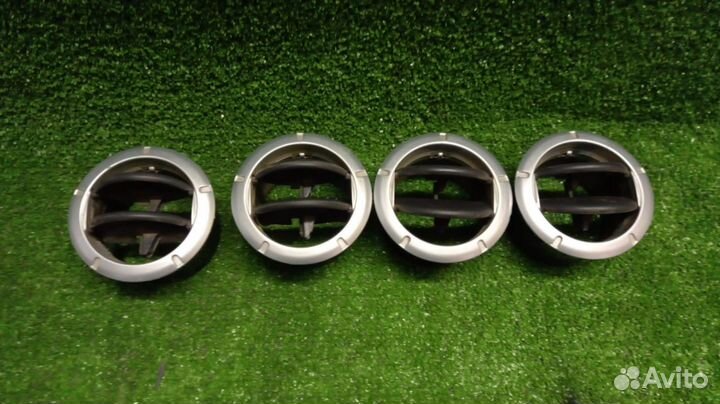 Дефлектор вентиляции салона Renault Logan,Largus