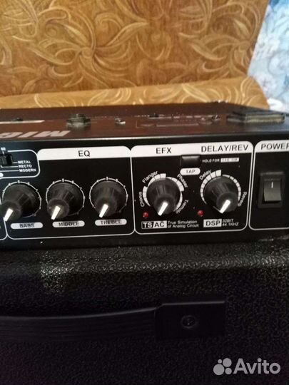 Гитарный комбоусилитель NUX