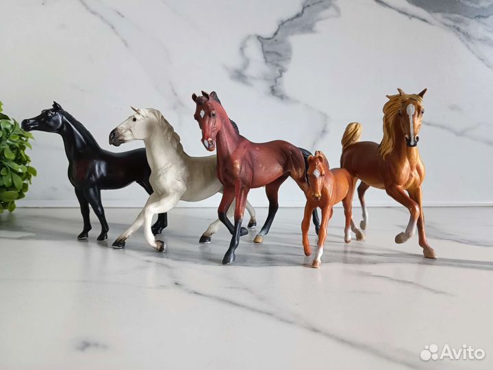 Лошади Collecta лот