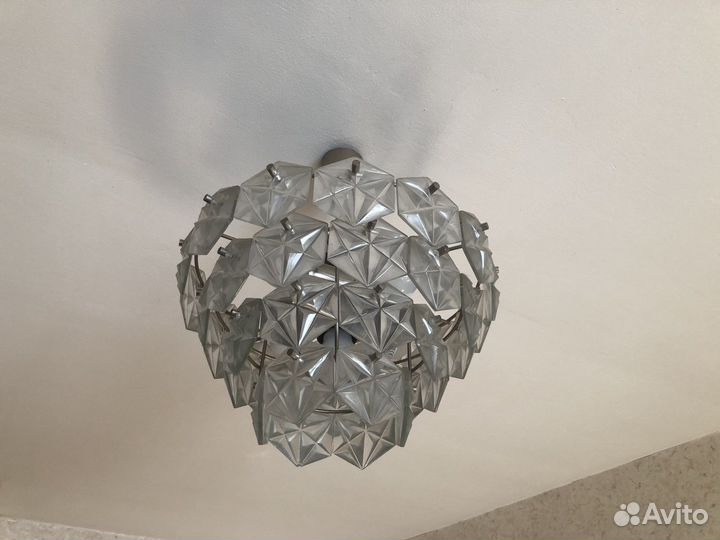 Люстра потолочная