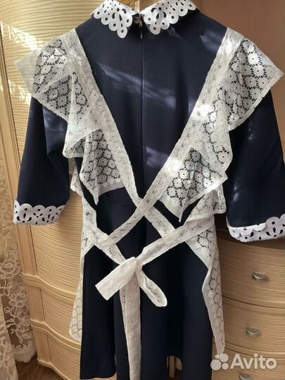 Школьное платье и фартук