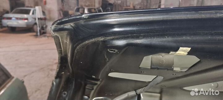 Крышка багажника Volvo S80