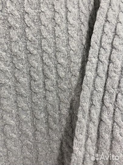 Свитер женский