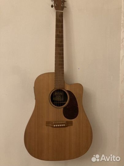 Акустическая электрогитара