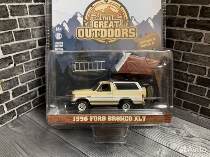 Greenlight ford Bronco XLT 4х4 с палаткой 1996