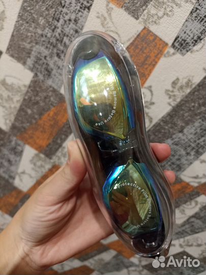 Очки для плавания новые