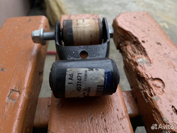 Комплект кронштейн рессоры Transit 00—06