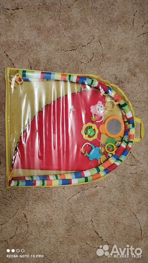 Детский развивающий коврик