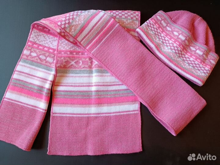 Комплект шапка и шарф женские