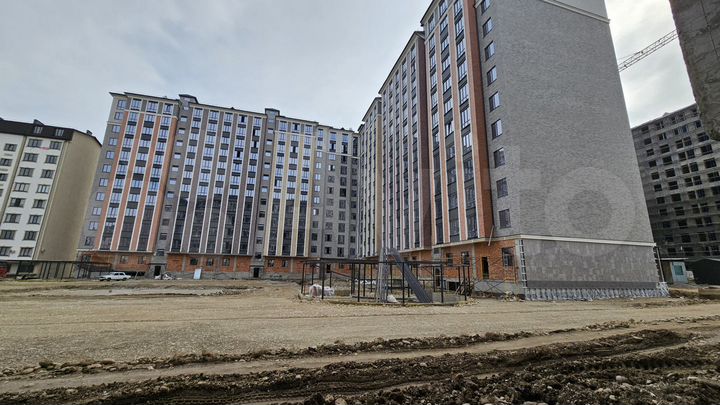 Своб. планировка, 81,4 м², 8/12 эт.