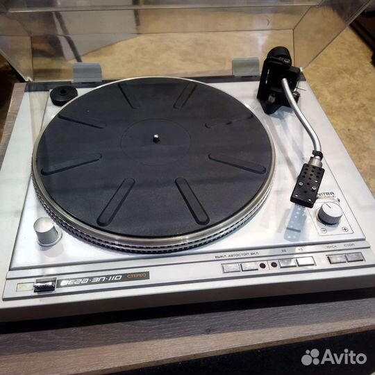 Проигрыватель винила вега 110