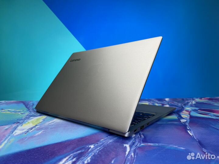 Ультрабук Lenovo IdeaPad 13.3 / Core i7 / GeForce