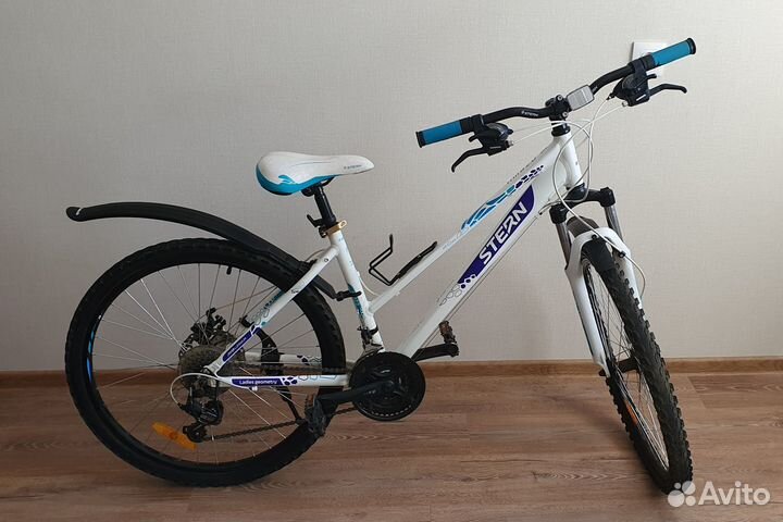 Велосипед горный женский Stern Mira 2.0