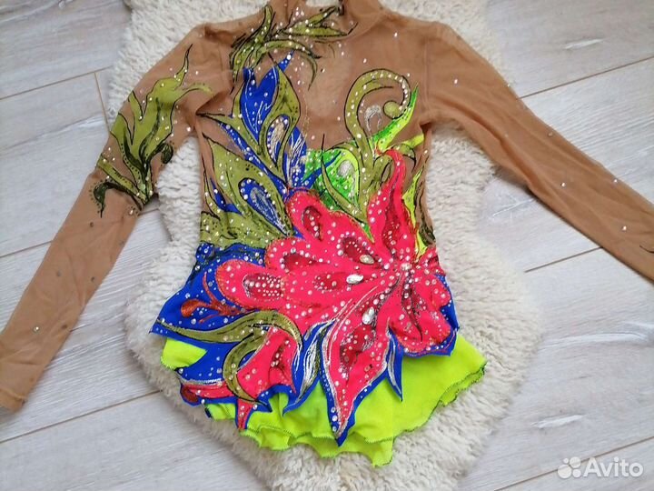 Купальник для художественной гимнастики