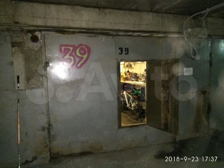 Гараж, > 30 м²