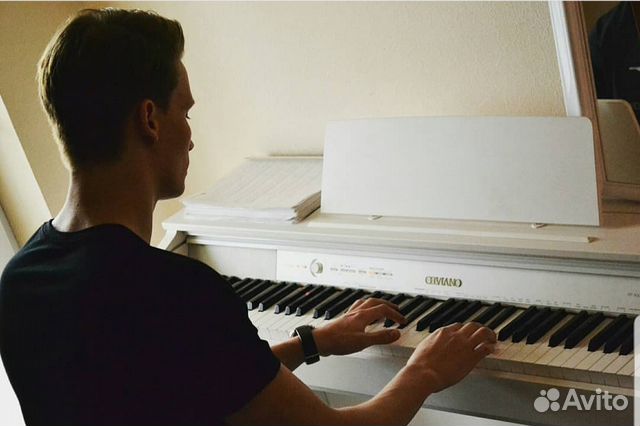 Репетитор по фортепиано