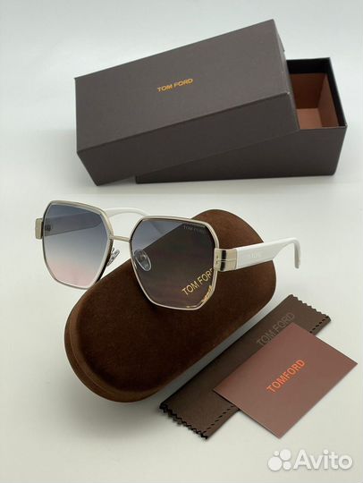 Солнцезащитные очки Tom ford женские