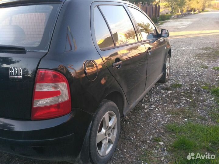 Skoda Fabia 1.2 МТ, 2006, 435 000 км