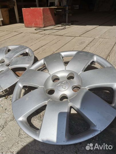 Колпаки на mitsubishi r15 ориганал