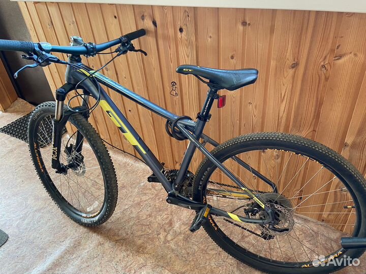 Велосипед горный GT Avalanche comp