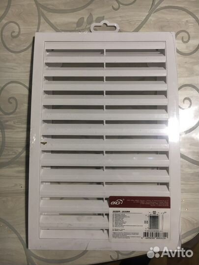 Вентиляционная решетка наклонная
