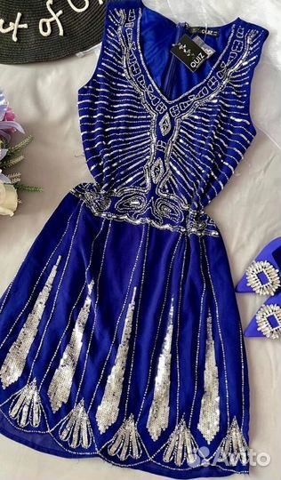 Нарядное платье