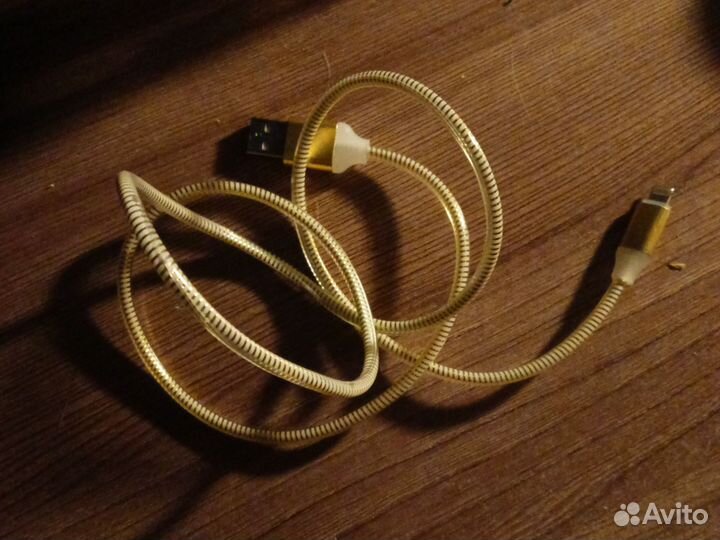 Кабель для iPhone